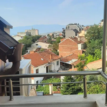 公寓 студио комфорт в центъра на град