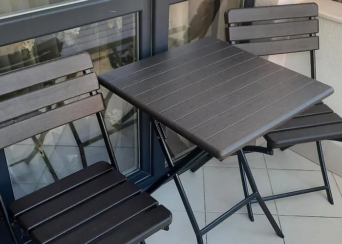 Апартамент студио комфорт в центъра на град *